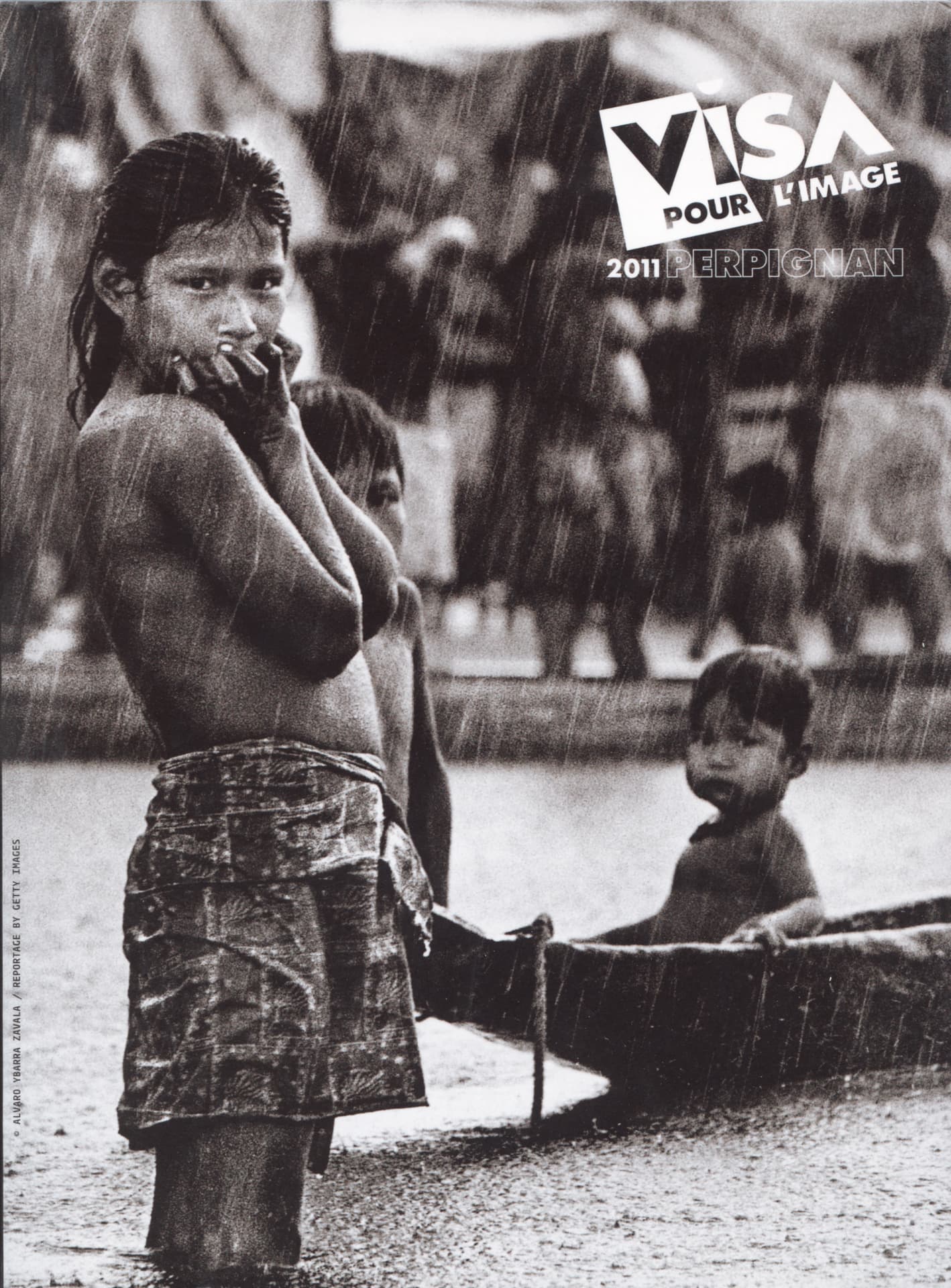 Official festival catalogue cover — Visa pour l'Image Perpignan 2011