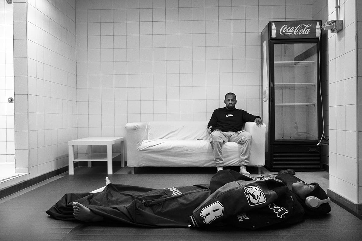 Leonor Osifo focuses in the locker room before her WOW 26 amateur featherweight MMA bout in Bilbao.