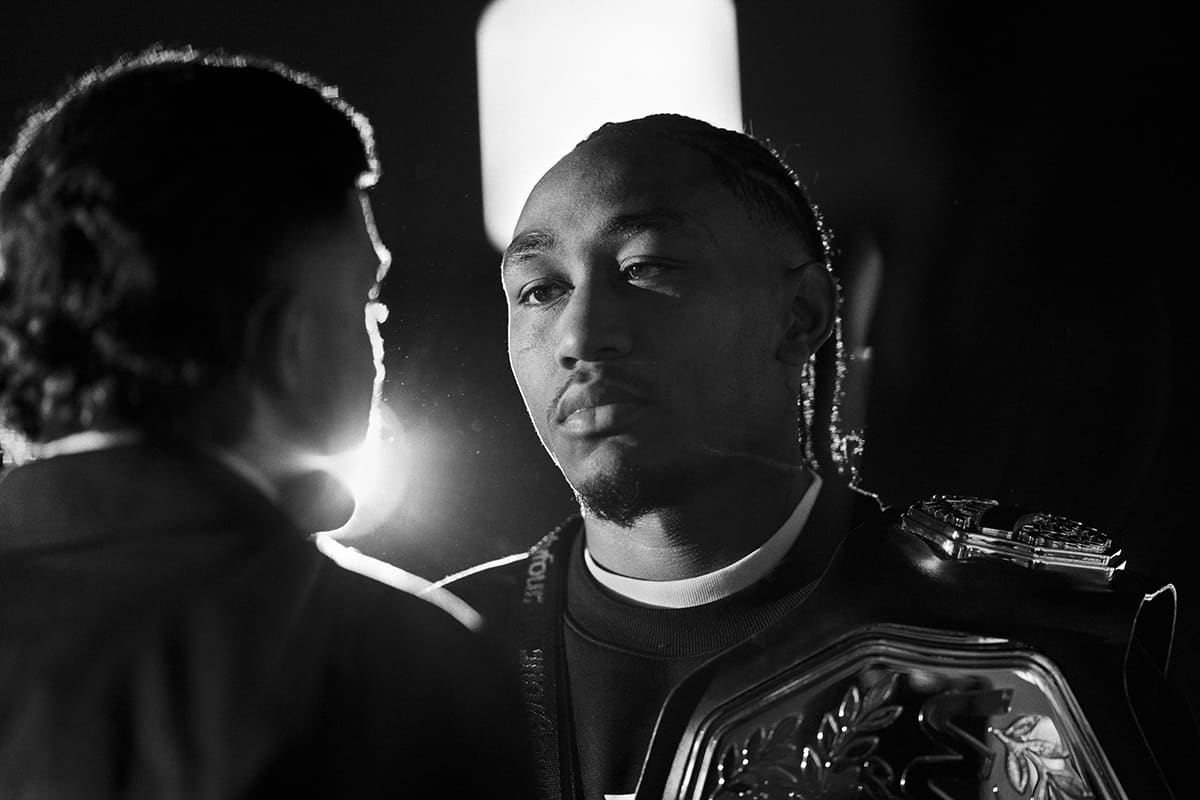Brian Hooi and Miguel Angel Lozano face off at the official WOW 27 weigh-in event in Madrid for an MMA title fight.