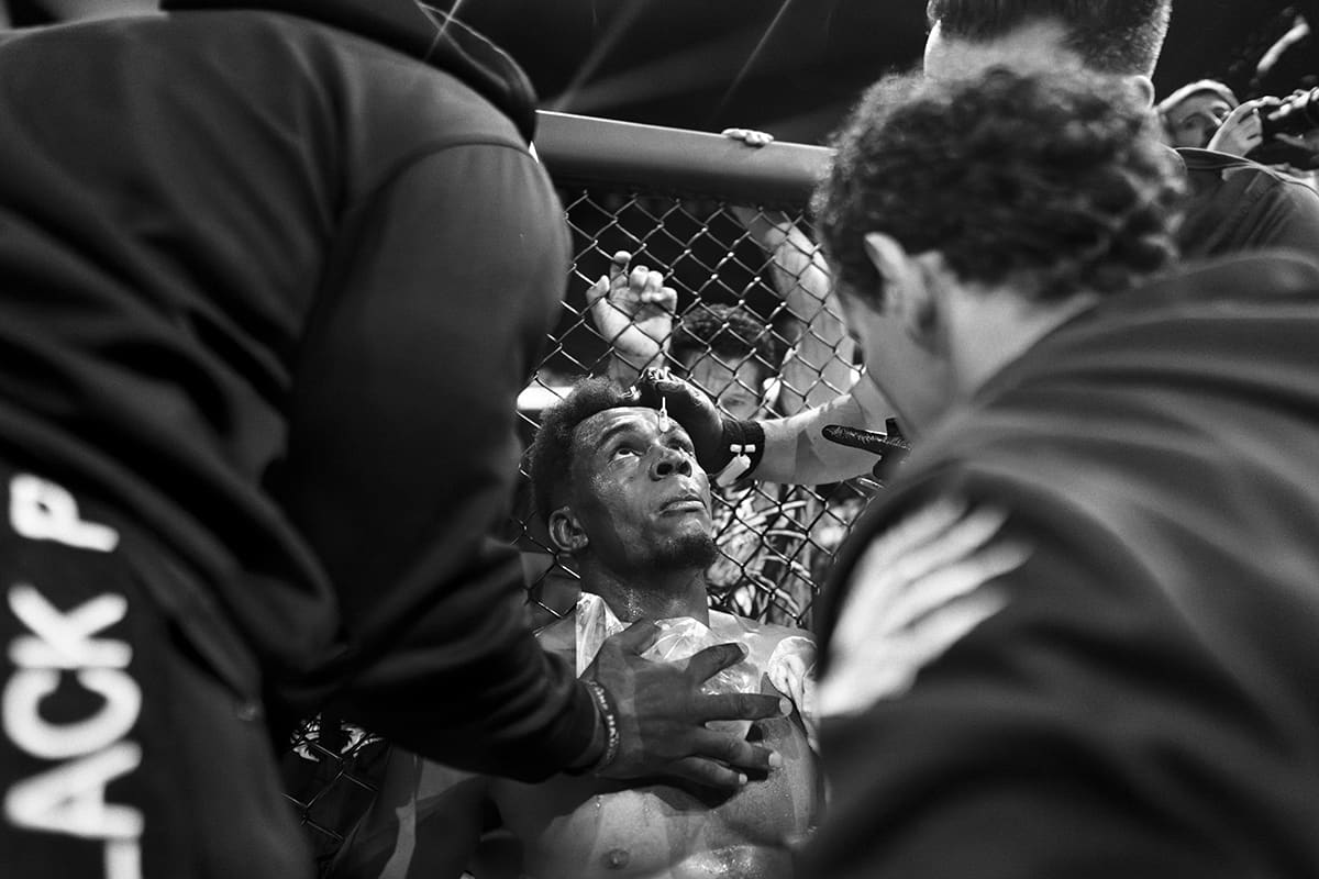 David Hervias rests in his corner between rounds during a middleweight MMA bout at WOW 29 in Valencia.