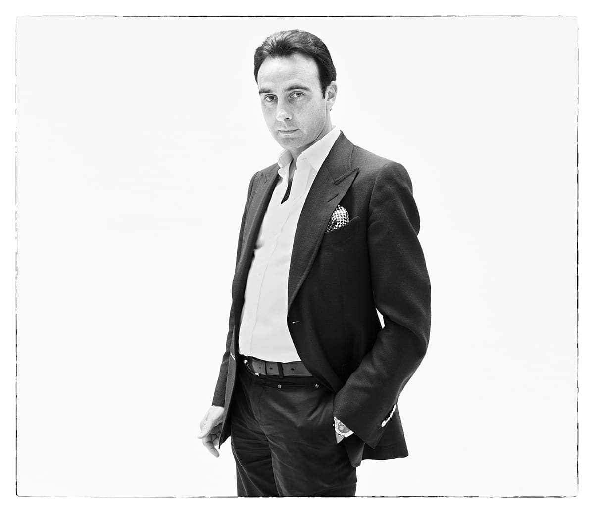 Black and white studio portrait of Enrique Ponce, bullfighter, from the series Ñ by Álvaro Ybarra Zavala.